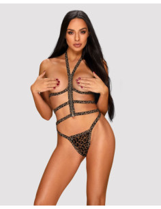 A bold set in leopard print